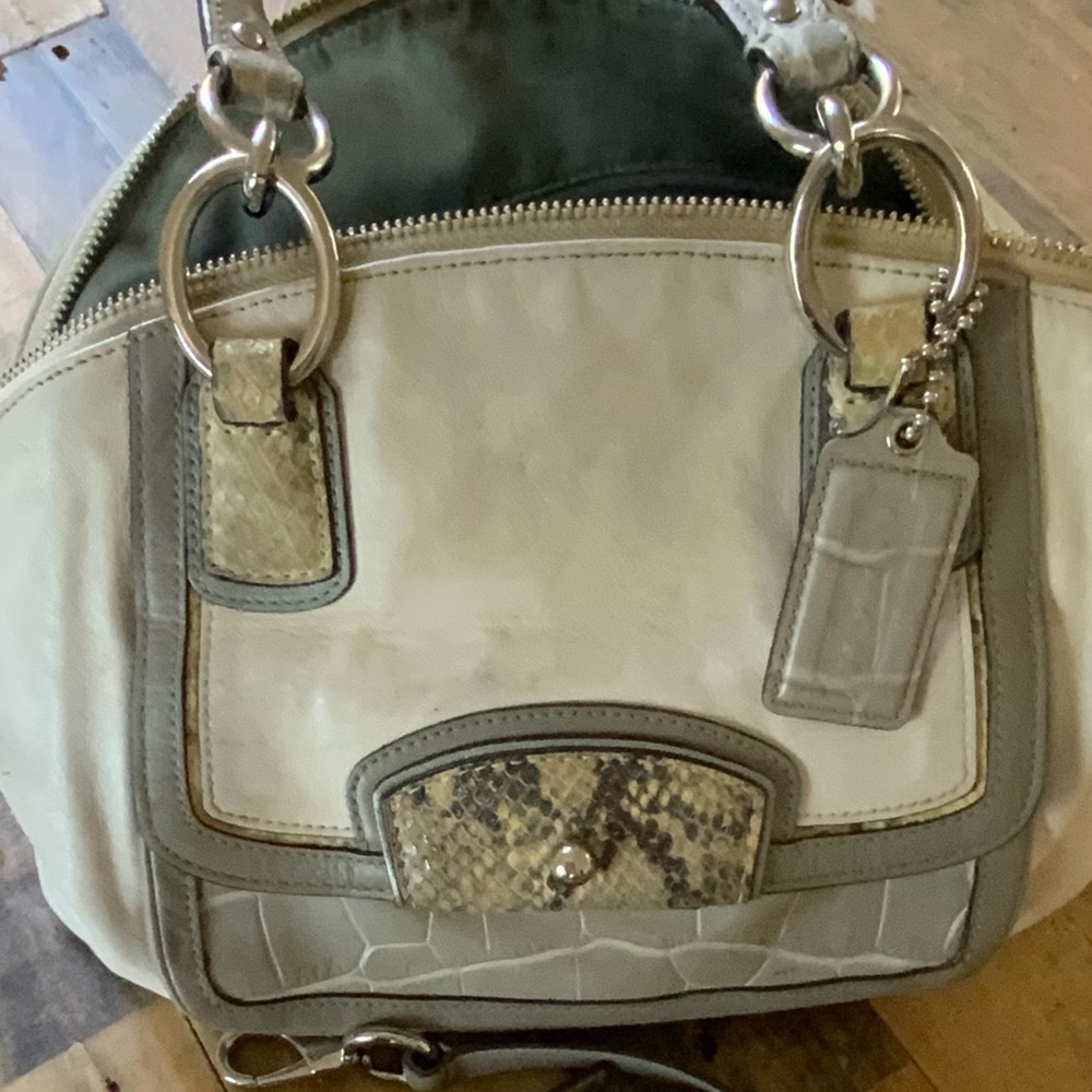 White Coach Purse - Picture 10 of 12